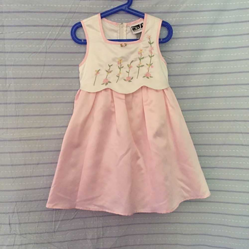 Pink and White Children’s Dress 🎀